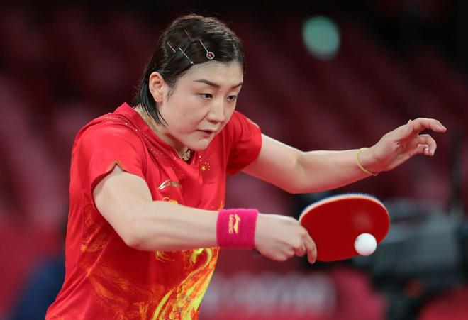 低我们努力 低我们努力