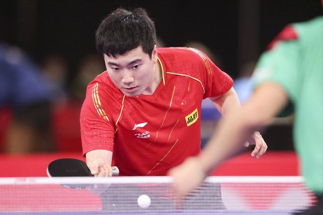 顺势分球至 顺势分球至